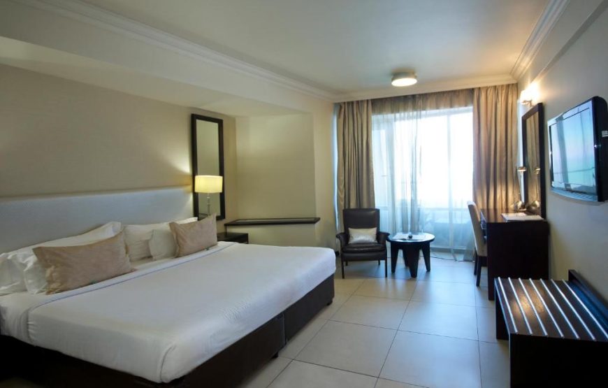 Deluxe King or Twin Room – Front Sea Facing