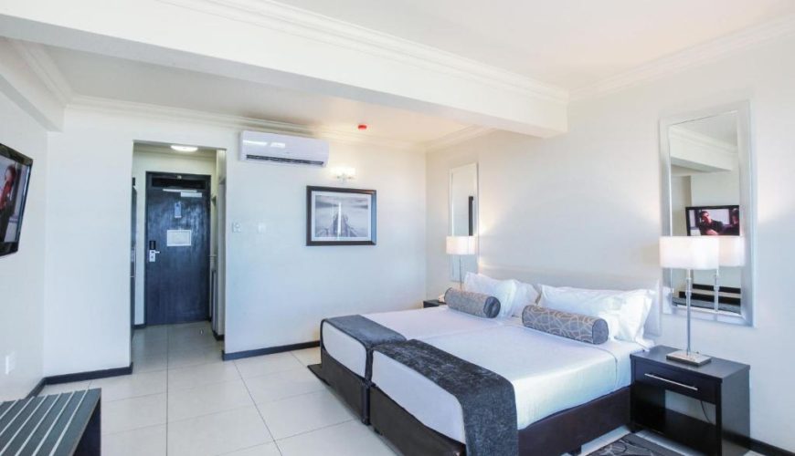 Deluxe Twin Room – Front Sea Facing