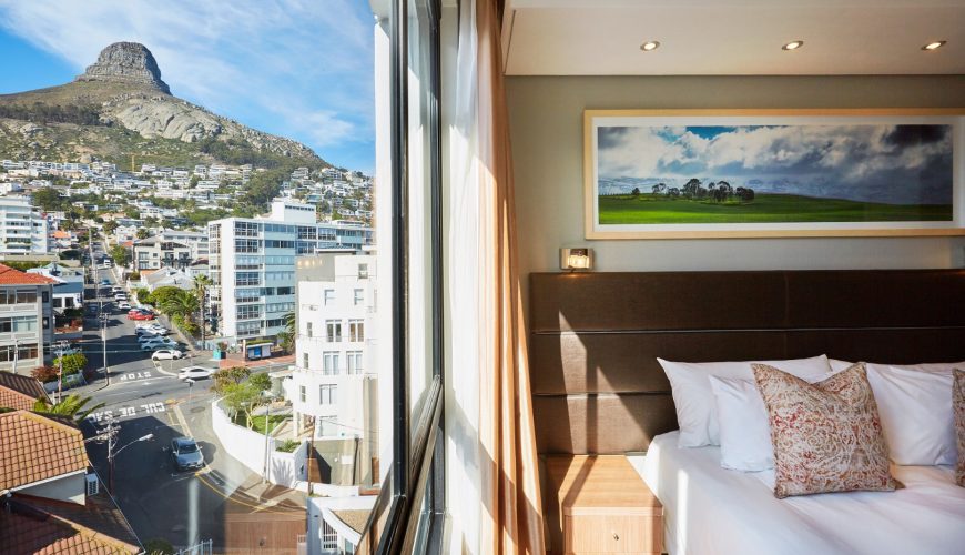 Mountain Apartment with Balcony