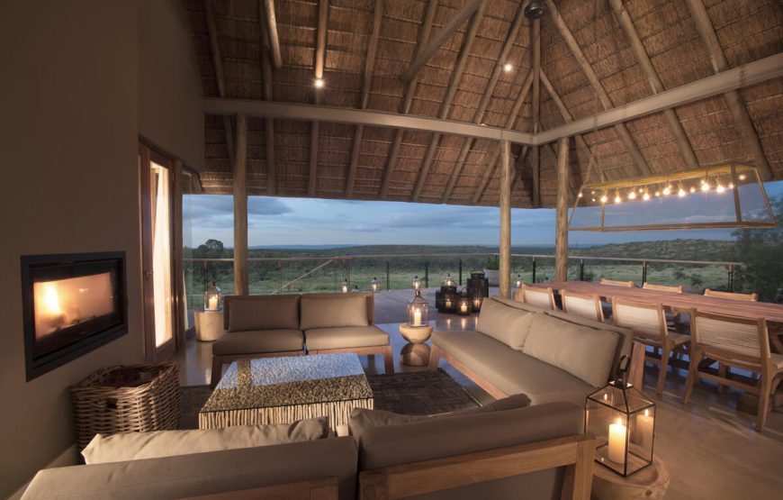 Mhondoro Safari Lodge & Villa