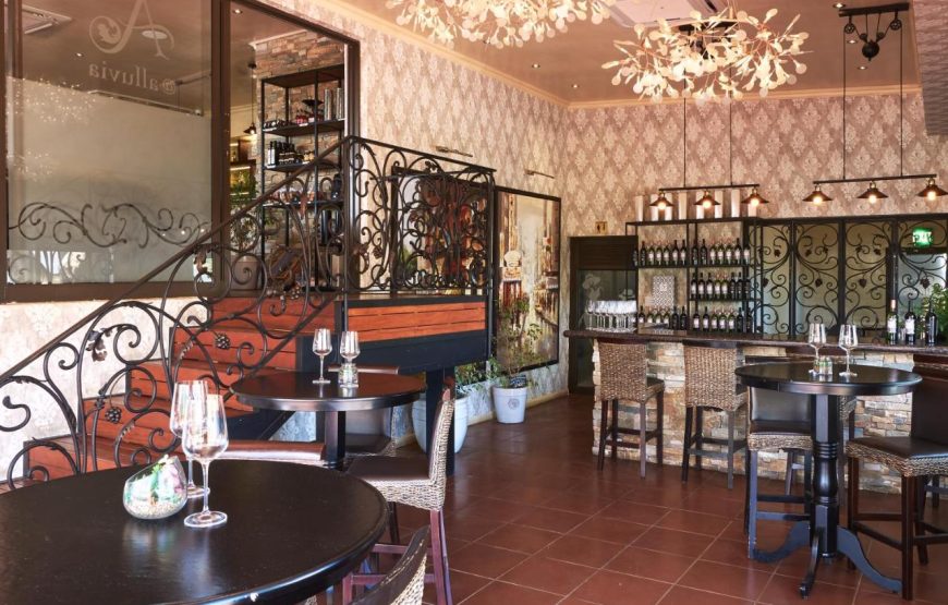 Alluvia Boutique Winery & Luxury Accommodation